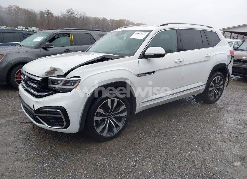 Photo 2 of 2021 Volkswagen Atlas 3.6L V6 SEL PREMIUM R-LINE (VIN 1V2FR2CA3MC556872)