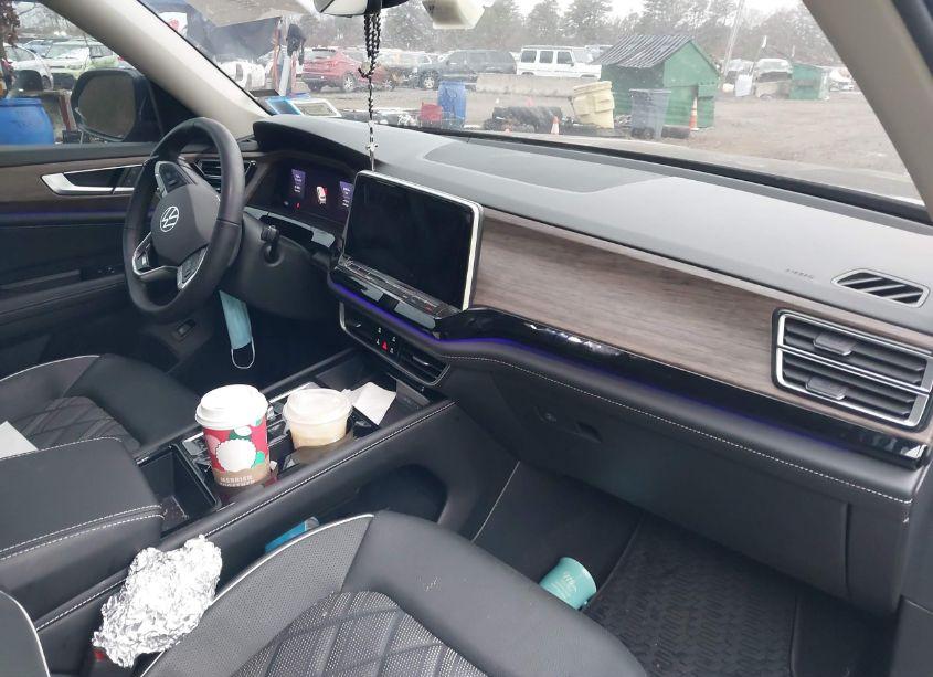 Photo 5 of 2024 Volkswagen Atlas 2.0T SEL PREMIUM R-LINE (VIN 1V2FR2CA5RC594336)