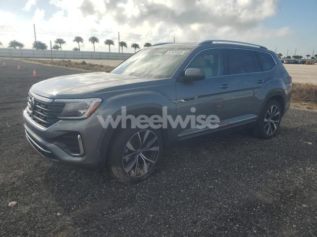 Photo 4 of 2025 VOLKSWAGEN ATLAS SEL PREMIUM R-LINE (VIN 1V2FR2CA5SC552786)