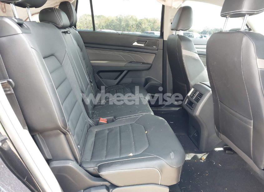 Photo 8 of 2022 Volkswagen Atlas 3.6L V6 SEL PREMIUM R-LINE (VIN 1V2FR2CA8NC557100)