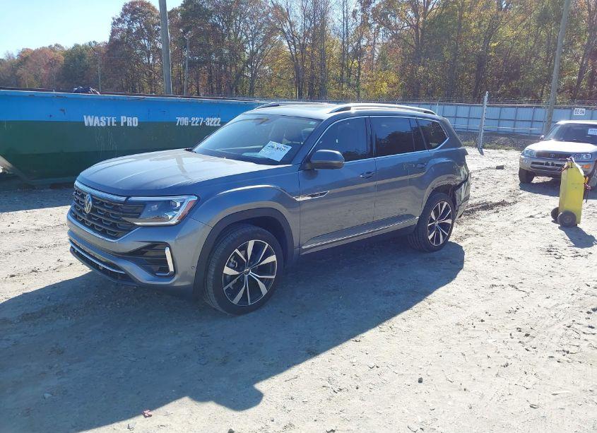 Photo 2 of 2024 Volkswagen Atlas 2.0T SEL PREMIUM R-LINE (VIN 1V2FR2CA8RC534714)