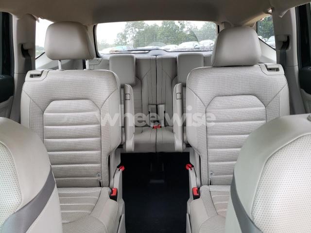 Photo 5 of 2021 VOLKSWAGEN ATLAS SEL PREMIUM R-LINE (VIN 1V2FR2CAXMC543102)