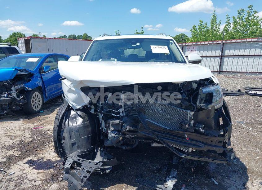 Photo 6 of 2024 Volkswagen Atlas 2.0T SEL PREMIUM R-LINE (VIN 1V2FR2CAXRC582084)