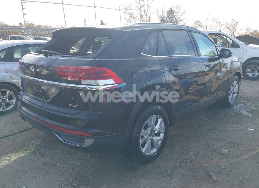 Photo 4 of 2021 Volkswagen Atlas CROSS SPORT S (VIN 1V2GC2CA8MC228420)