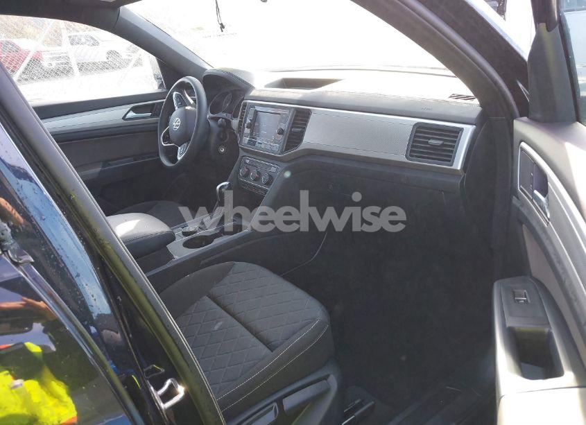 Photo 5 of 2021 Volkswagen Atlas CROSS SPORT S (VIN 1V2GC2CA8MC228420)