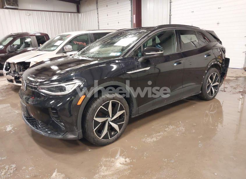 Photo 2 of 2023 Volkswagen Id.4 AWD PRO S/AWD PRO S PLUS (VIN 1V2GNPE81PC004945)