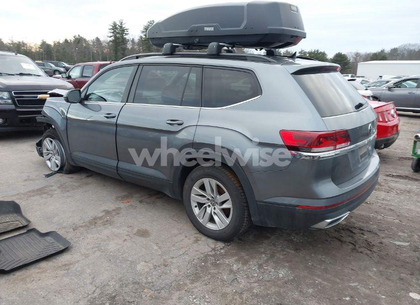Photo 3 of 2021 Volkswagen Atlas 2.0T S (VIN 1V2GP2CA4MC585162)