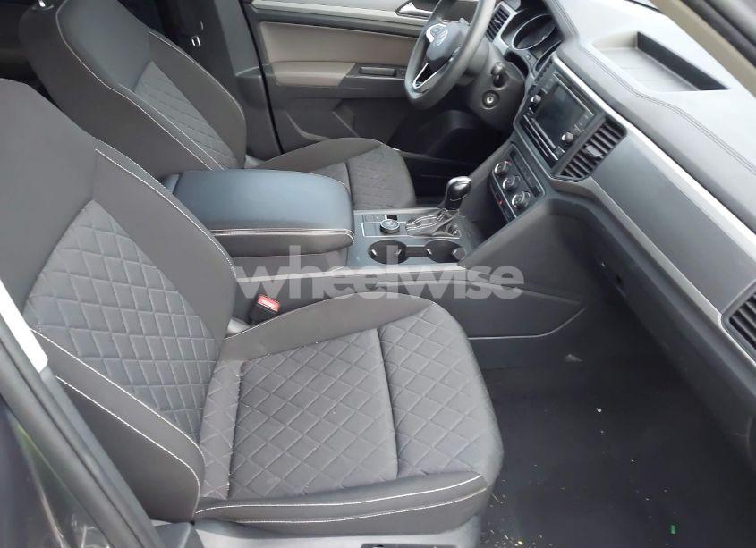 Photo 5 of 2021 Volkswagen Atlas 2.0T S (VIN 1V2GP2CA4MC585162)