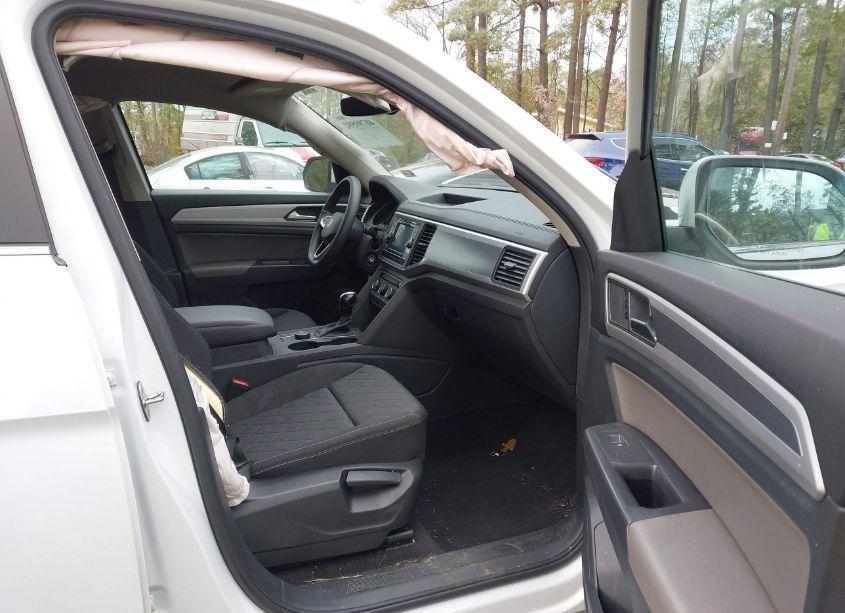 Photo 5 of 2021 Volkswagen Atlas 2.0T S (VIN 1V2GP2CA6MC578665)