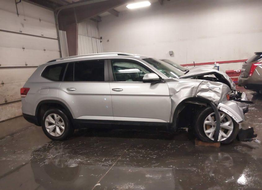 Photo 13 of 2018 Volkswagen Atlas 3.6L V6 S (VIN 1V2GR2CA6JC557045)