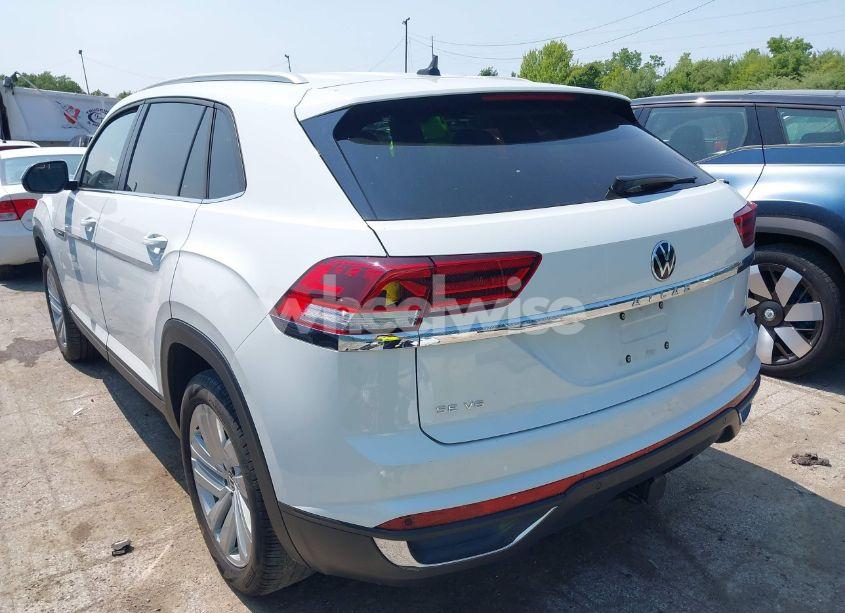 Photo 3 of 2022 Volkswagen Atlas CROSS SPORT 3.6L V6 SE W/TECHNOLOGY (VIN 1V2HE2CA5NC225233)