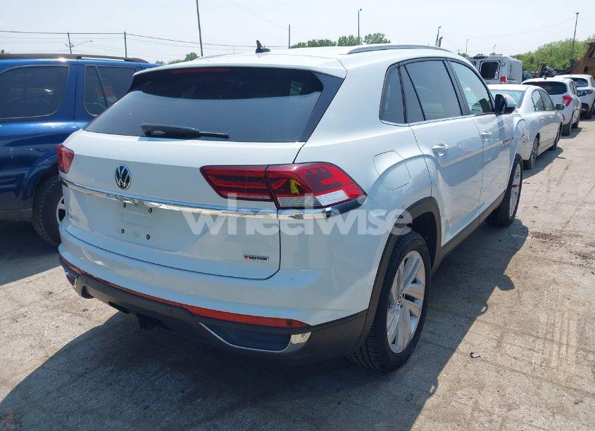 Photo 4 of 2022 Volkswagen Atlas CROSS SPORT 3.6L V6 SE W/TECHNOLOGY (VIN 1V2HE2CA5NC225233)