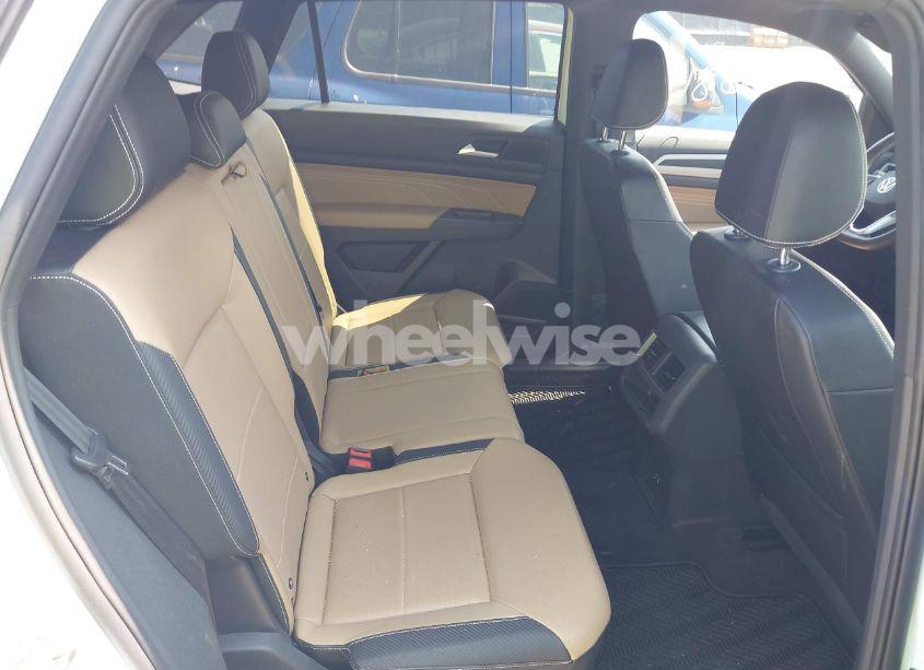 Photo 8 of 2022 Volkswagen Atlas CROSS SPORT 3.6L V6 SE W/TECHNOLOGY (VIN 1V2HE2CA5NC225233)