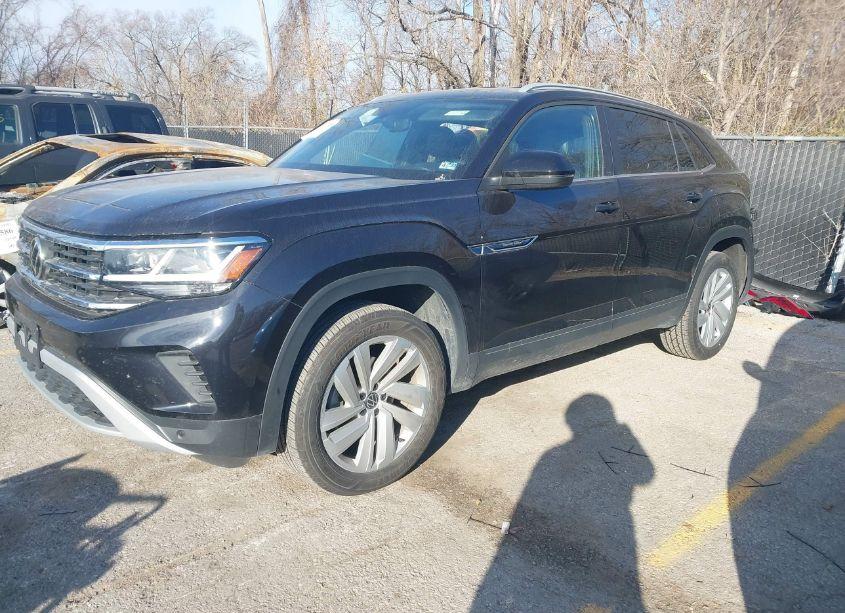 Photo 2 of 2022 Volkswagen Atlas CROSS SPORT 3.6L V6 SE W/TECHNOLOGY (VIN 1V2HE2CA6NC217450)