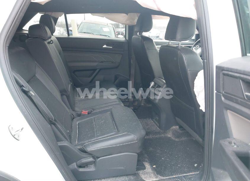 Photo 8 of 2022 Volkswagen Atlas CROSS SPORT 3.6L V6 SE W/TECHNOLOGY (VIN 1V2HE2CA9NC221542)