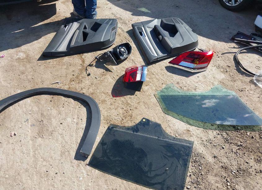 Photo 12 of 2022 Volkswagen Atlas CROSS SPORT 3.6L V6 SE W/TECHNOLOGY (VIN 1V2HE2CAXNC226894)