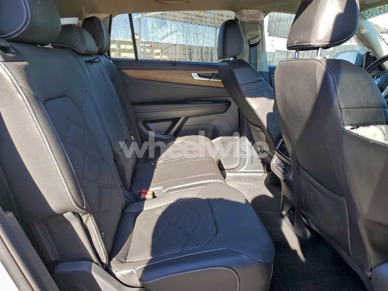 Photo 11 of 2026 VOLKSWAGEN ATLAS SE (VIN 1V2HN2CA7TC500386)
