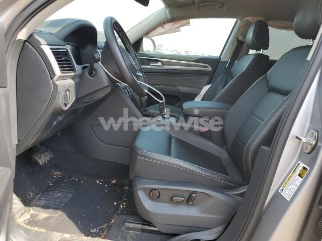 Photo 6 of 2023 VOLKSWAGEN ATLAS SE (VIN 1V2HP2CA6PC523237)