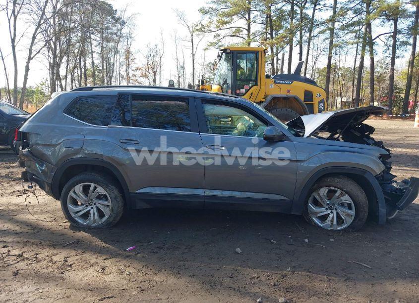 Photo 14 of 2021 Volkswagen Atlas 2.0T SE W/TECHNOLOGY (VIN 1V2HP2CA7MC601231)