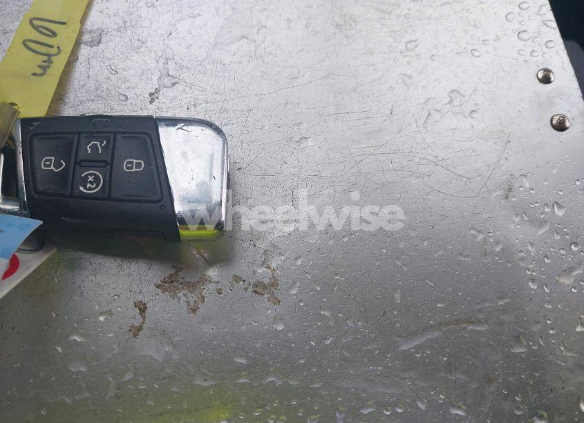 Photo 11 of 2021 Volkswagen Atlas 3.6L V6 SE W/TECHNOLOGY (VIN 1V2HR2CA0MC550102)