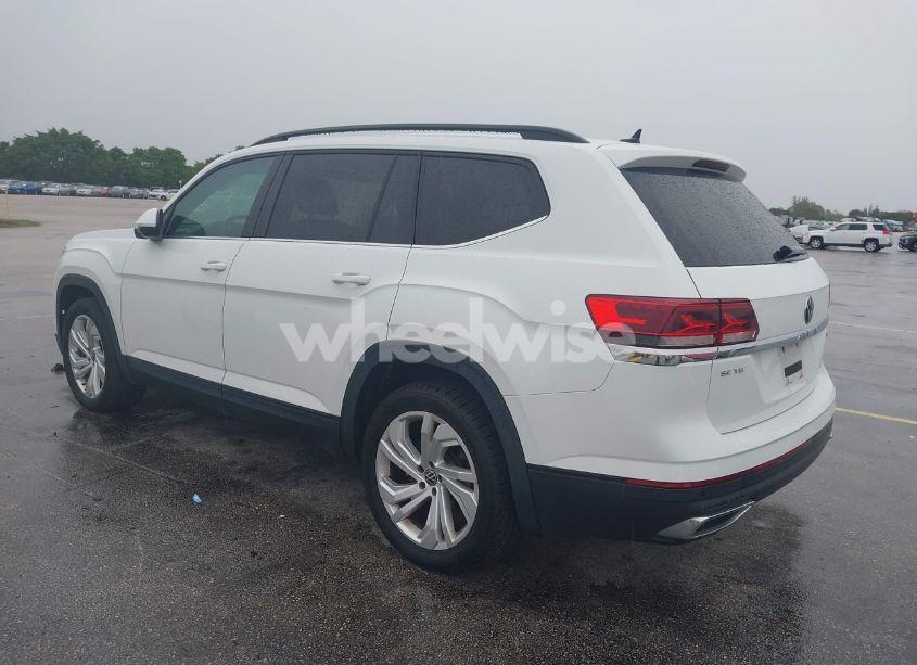Photo 3 of 2021 Volkswagen Atlas 3.6L V6 SE W/TECHNOLOGY (VIN 1V2HR2CA0MC550102)
