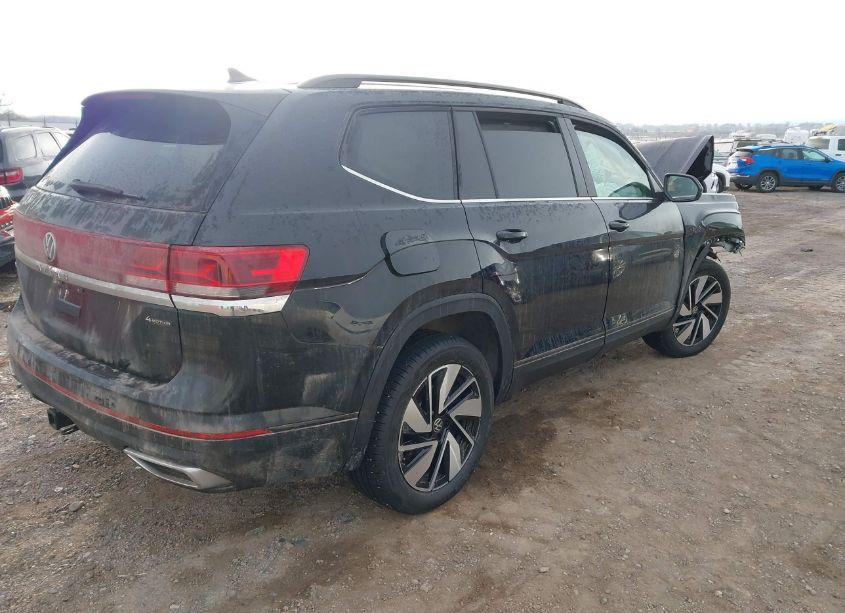 Photo 4 of 2025 Volkswagen Atlas 2.0T SE W/TECHNOLOGY (VIN 1V2HR2CA1SC509605)