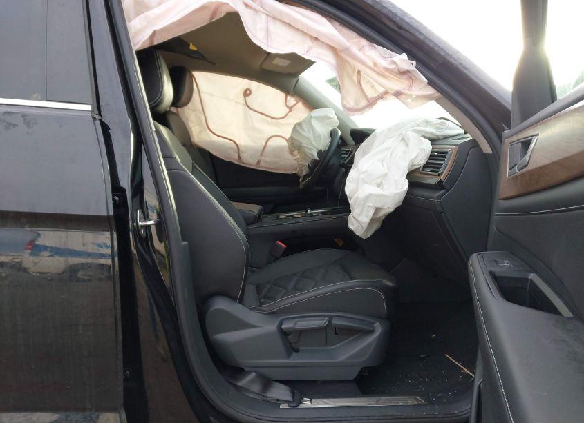 Photo 5 of 2025 Volkswagen Atlas 2.0T SE W/TECHNOLOGY (VIN 1V2HR2CA1SC509605)