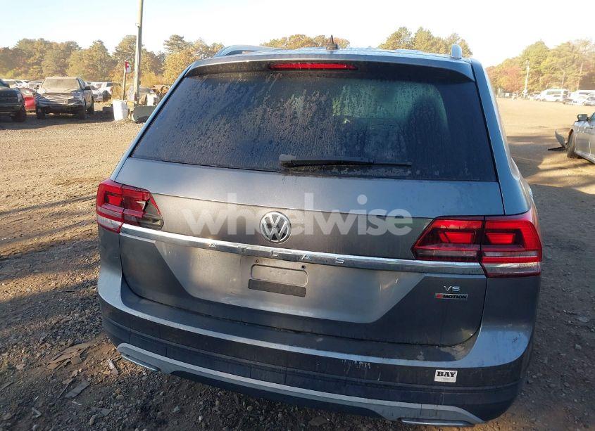 Photo 16 of 2018 Volkswagen Atlas 3.6L V6 LAUNCH EDITION (VIN 1V2HR2CA2JC501043)