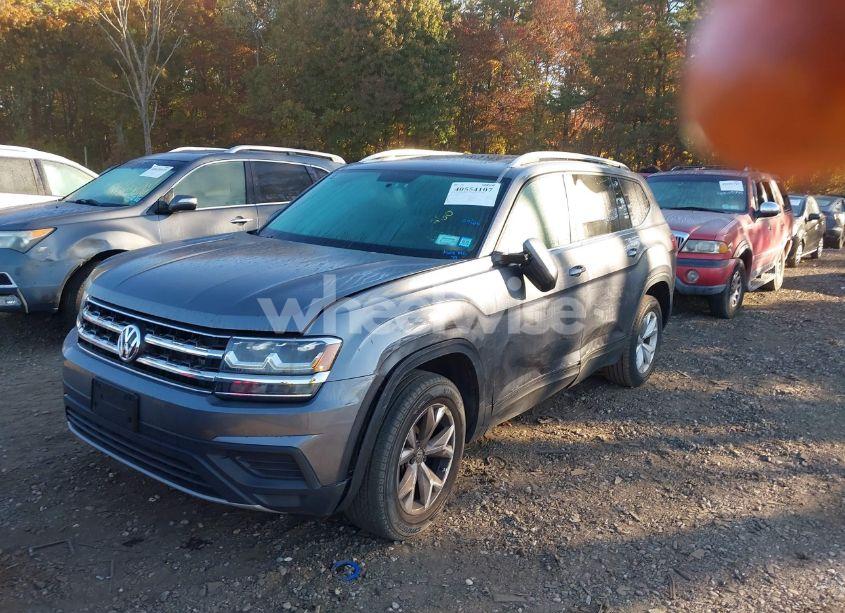 Photo 2 of 2018 Volkswagen Atlas 3.6L V6 LAUNCH EDITION (VIN 1V2HR2CA2JC501043)