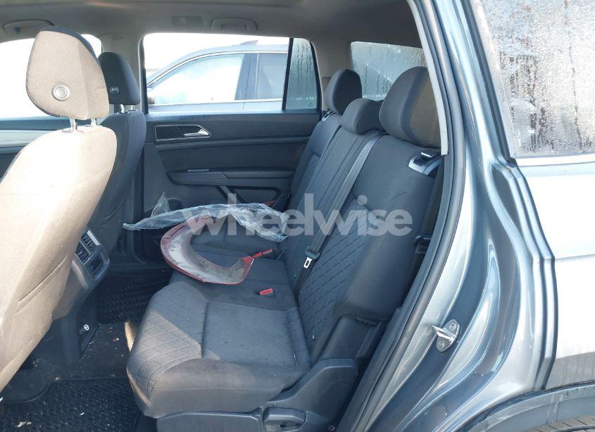 Photo 8 of 2018 Volkswagen Atlas 3.6L V6 LAUNCH EDITION (VIN 1V2HR2CA2JC501043)