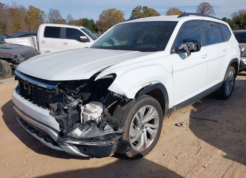 Photo 2 of 2021 Volkswagen Atlas 3.6L V6 SE W/TECHNOLOGY (VIN 1V2HR2CA2MC516274)