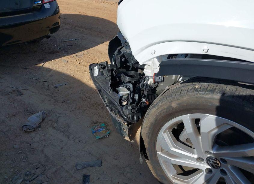 Photo 21 of 2021 Volkswagen Atlas 3.6L V6 SE W/TECHNOLOGY (VIN 1V2HR2CA2MC516274)