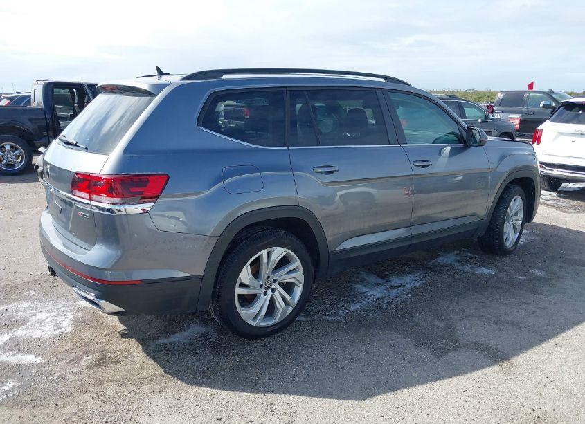 Photo 4 of 2022 Volkswagen Atlas 3.6L V6 SE W/TECHNOLOGY (VIN 1V2HR2CA2NC556565)