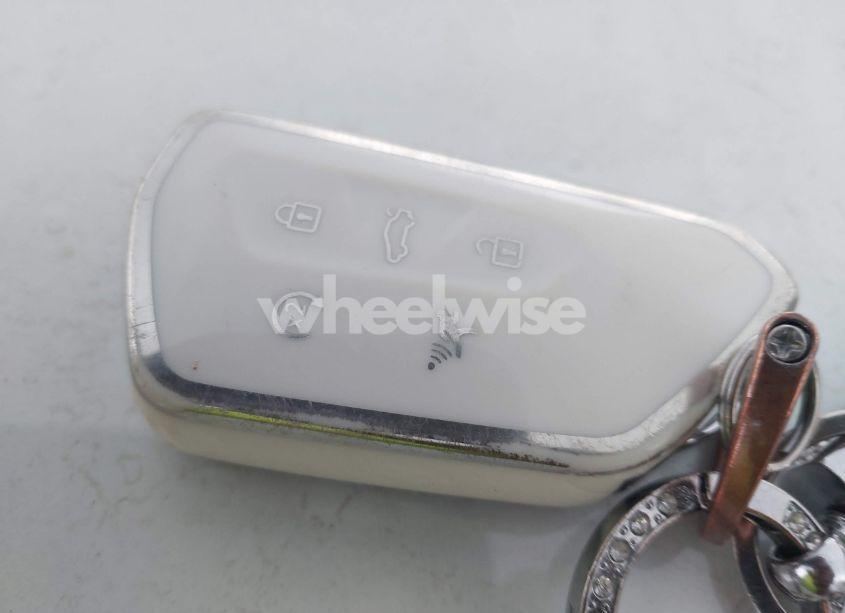 Photo 11 of 2024 Volkswagen Atlas 2.0T SE W/TECHNOLOGY (VIN 1V2HR2CA2RC604880)