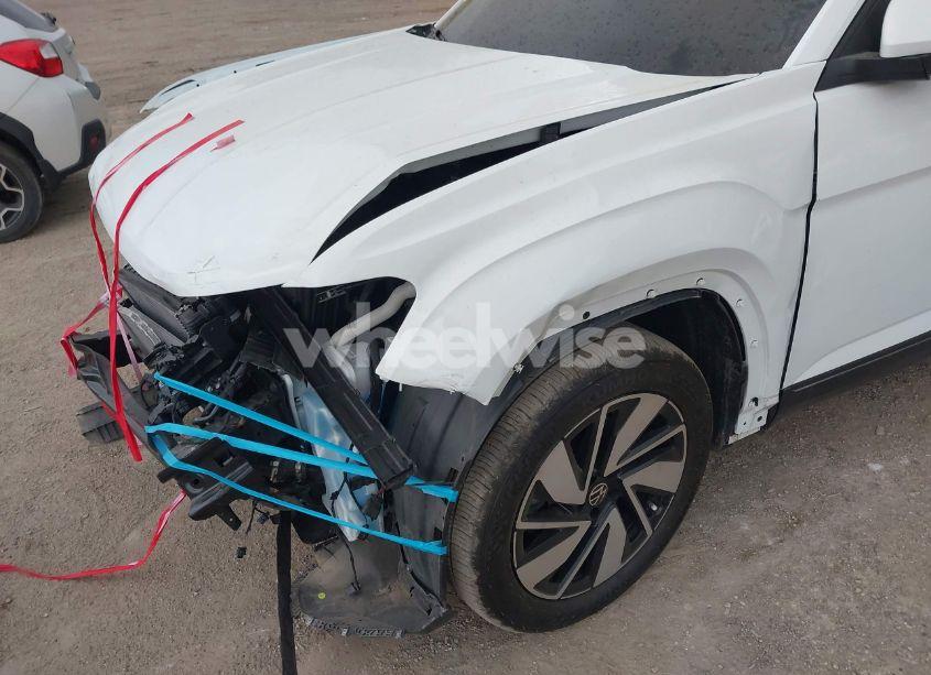 Photo 17 of 2024 Volkswagen Atlas 2.0T SE W/TECHNOLOGY (VIN 1V2HR2CA2RC604880)