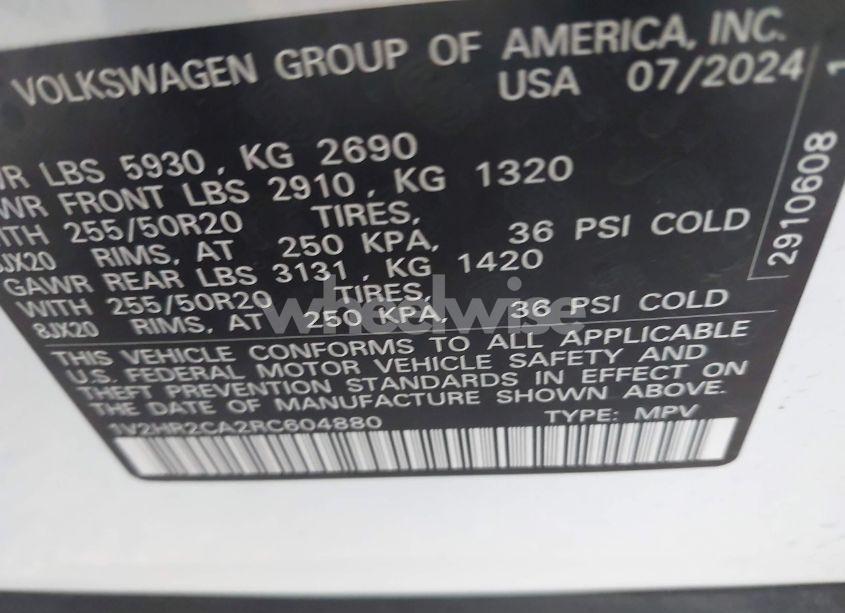 Photo 9 of 2024 Volkswagen Atlas 2.0T SE W/TECHNOLOGY (VIN 1V2HR2CA2RC604880)