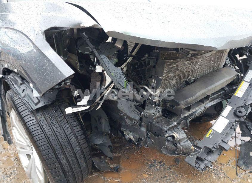 Photo 6 of 2022 Volkswagen Atlas 3.6L V6 SE W/TECHNOLOGY (VIN 1V2HR2CA3NC514132)