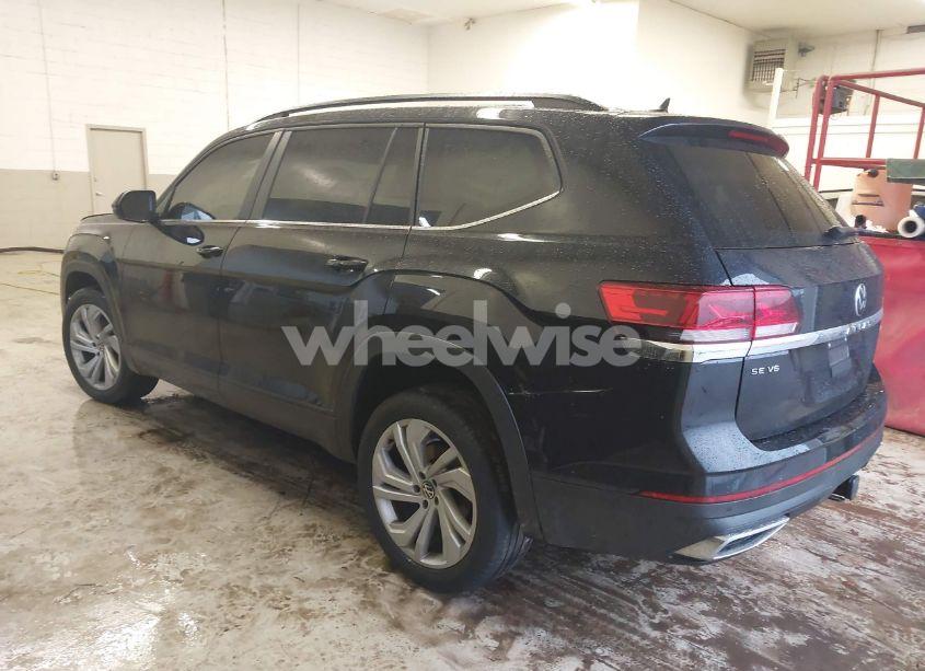 Photo 3 of 2022 Volkswagen Atlas 3.6L V6 SE W/TECHNOLOGY (VIN 1V2HR2CA3NC545414)