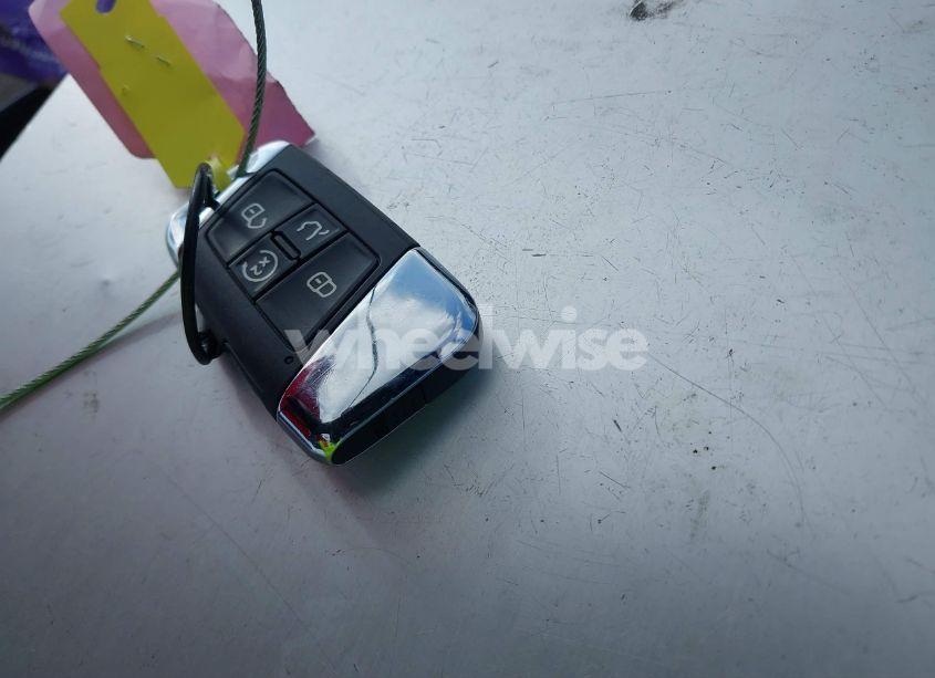 Photo 11 of 2021 Volkswagen Atlas 3.6L V6 SE W/TECHNOLOGY (VIN 1V2HR2CA4MC576265)