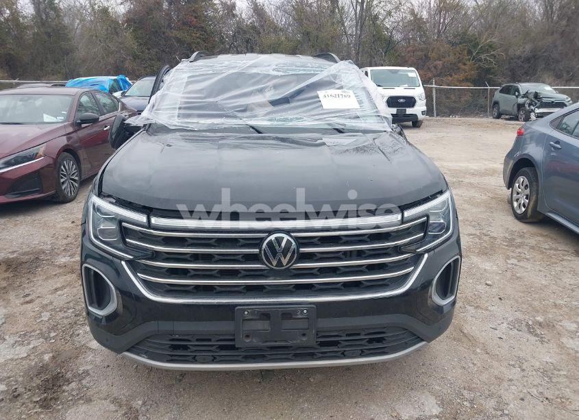 Photo 11 of 2024 Volkswagen Atlas 2.0T SE W/TECHNOLOGY (VIN 1V2HR2CA4RC523735)
