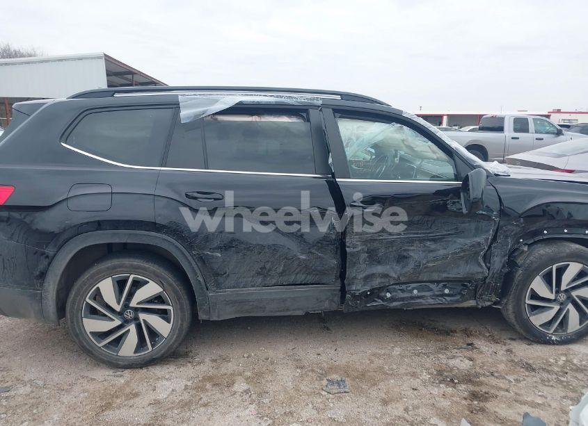 Photo 12 of 2024 Volkswagen Atlas 2.0T SE W/TECHNOLOGY (VIN 1V2HR2CA4RC523735)