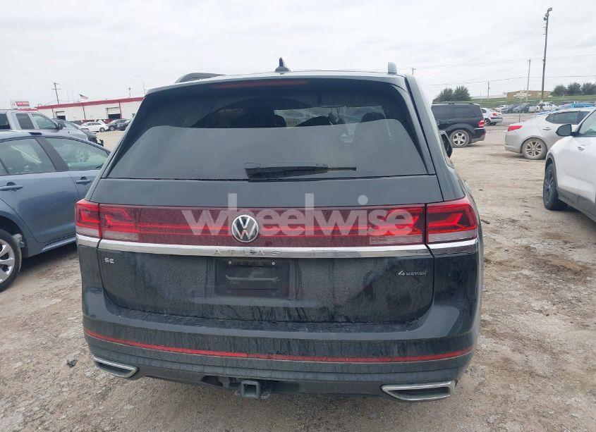 Photo 15 of 2024 Volkswagen Atlas 2.0T SE W/TECHNOLOGY (VIN 1V2HR2CA4RC523735)