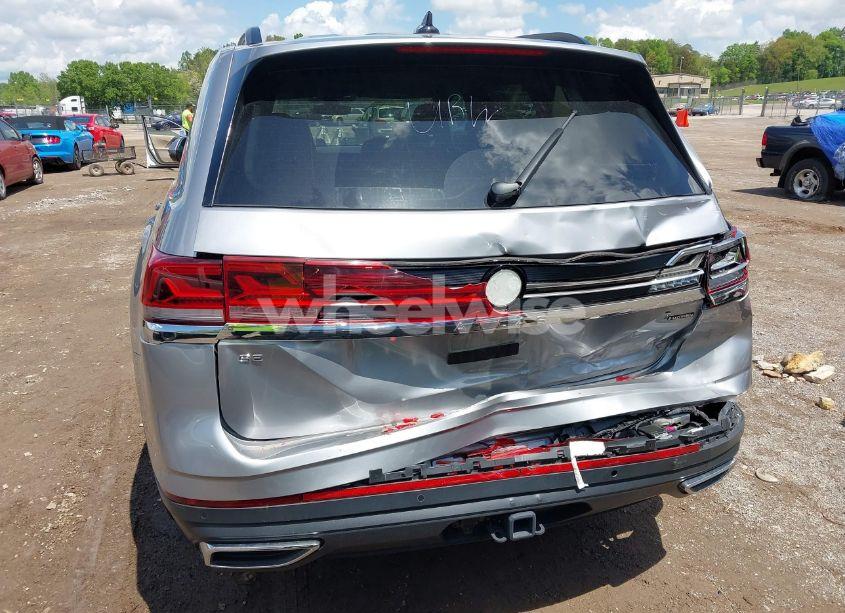 Photo 6 of 2024 Volkswagen Atlas 2.0T SE W/TECHNOLOGY (VIN 1V2HR2CA4RC577309)