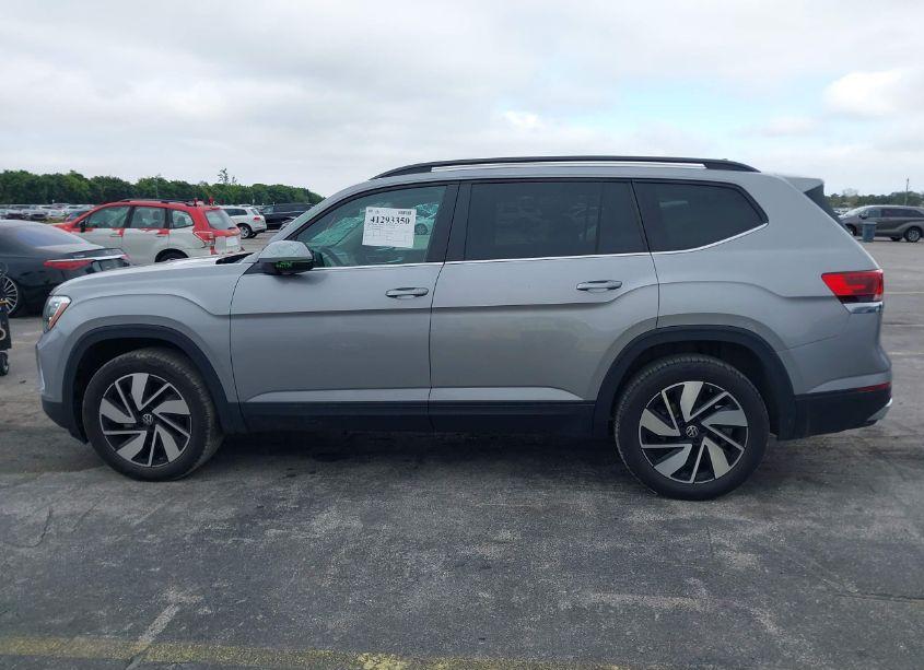 Photo 14 of 2025 Volkswagen Atlas 2.0T SE W/TECHNOLOGY (VIN 1V2HR2CA4SC509128)