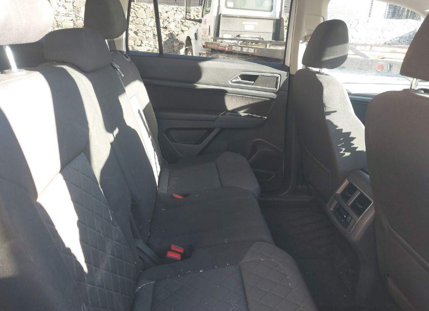 Photo 8 of 2018 Volkswagen Atlas 3.6L V6 LAUNCH EDITION (VIN 1V2HR2CA6JC500736)