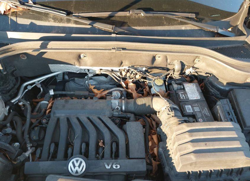 Photo 10 of 2018 Volkswagen Atlas 3.6L V6 LAUNCH EDITION (VIN 1V2HR2CA6JC501904)