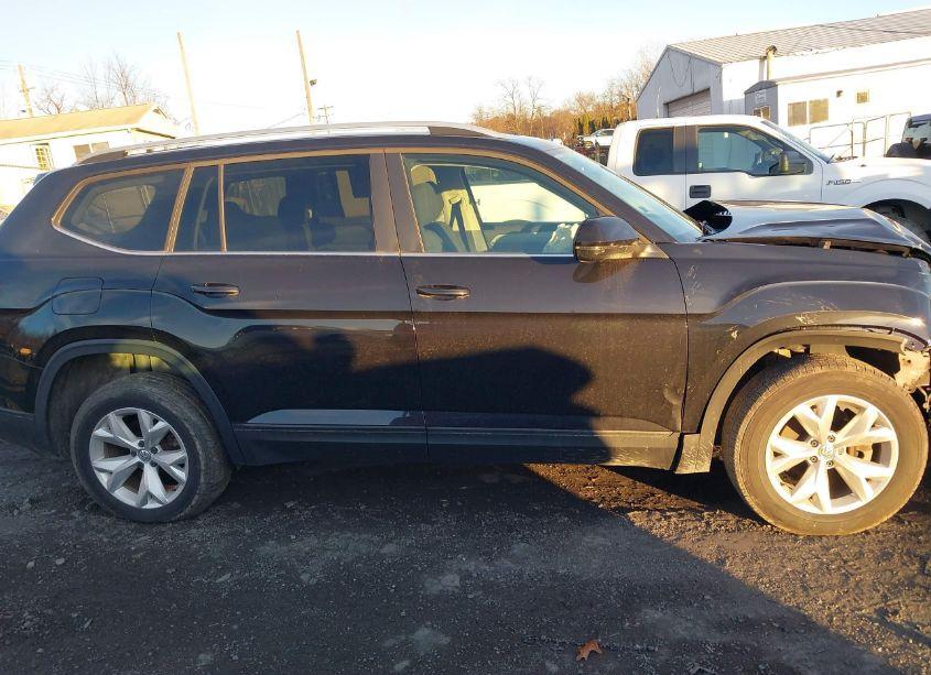 Photo 13 of 2018 Volkswagen Atlas 3.6L V6 LAUNCH EDITION (VIN 1V2HR2CA6JC501904)