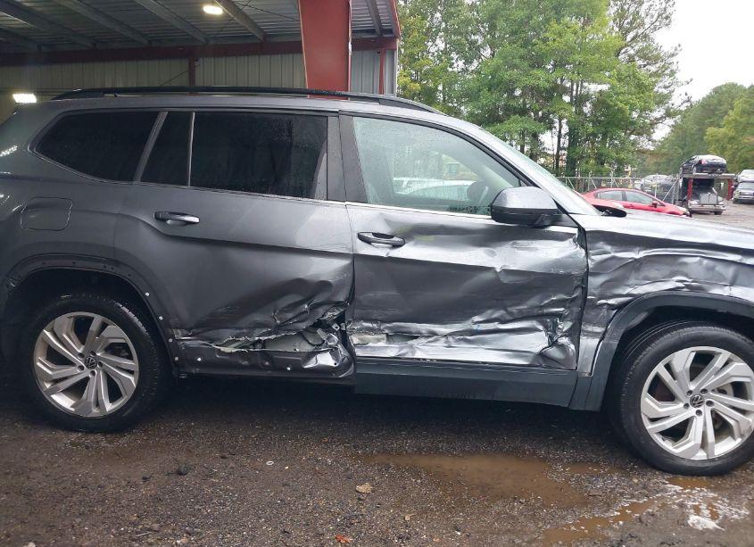 Photo 13 of 2021 Volkswagen Atlas 3.6L V6 SE W/TECHNOLOGY (VIN 1V2HR2CA6MC551481)