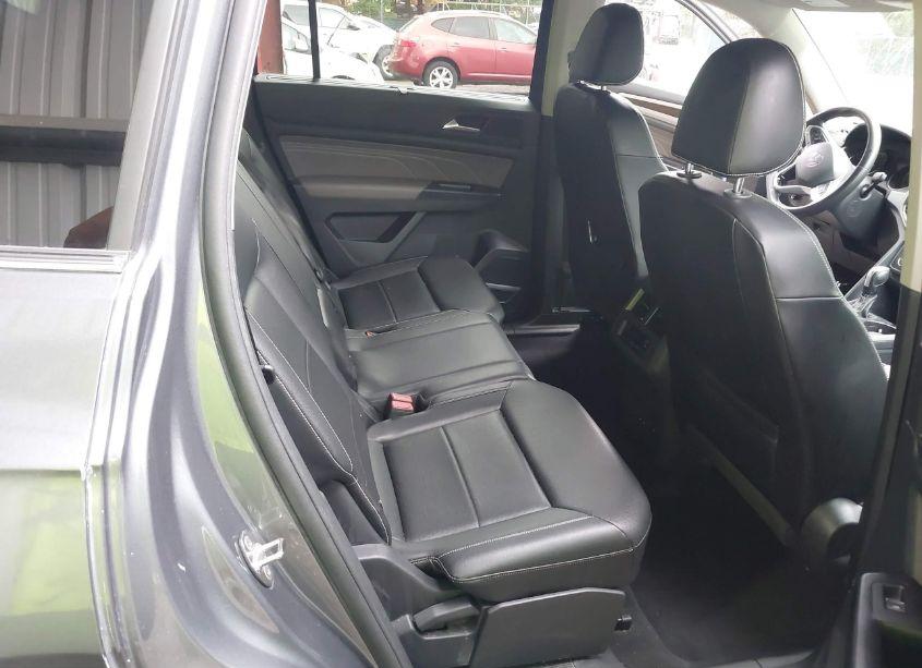 Photo 8 of 2021 Volkswagen Atlas 3.6L V6 SE W/TECHNOLOGY (VIN 1V2HR2CA6MC551481)