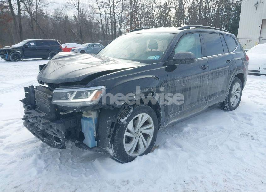 Photo 2 of 2021 Volkswagen Atlas 3.6L V6 SE W/TECHNOLOGY (VIN 1V2HR2CA7MC533555)
